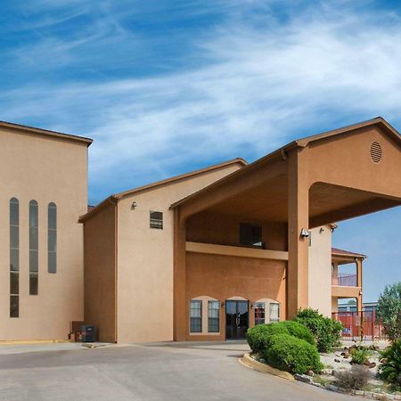 Super 8 By Wyndham Bastrop Tx Motel Exterior foto