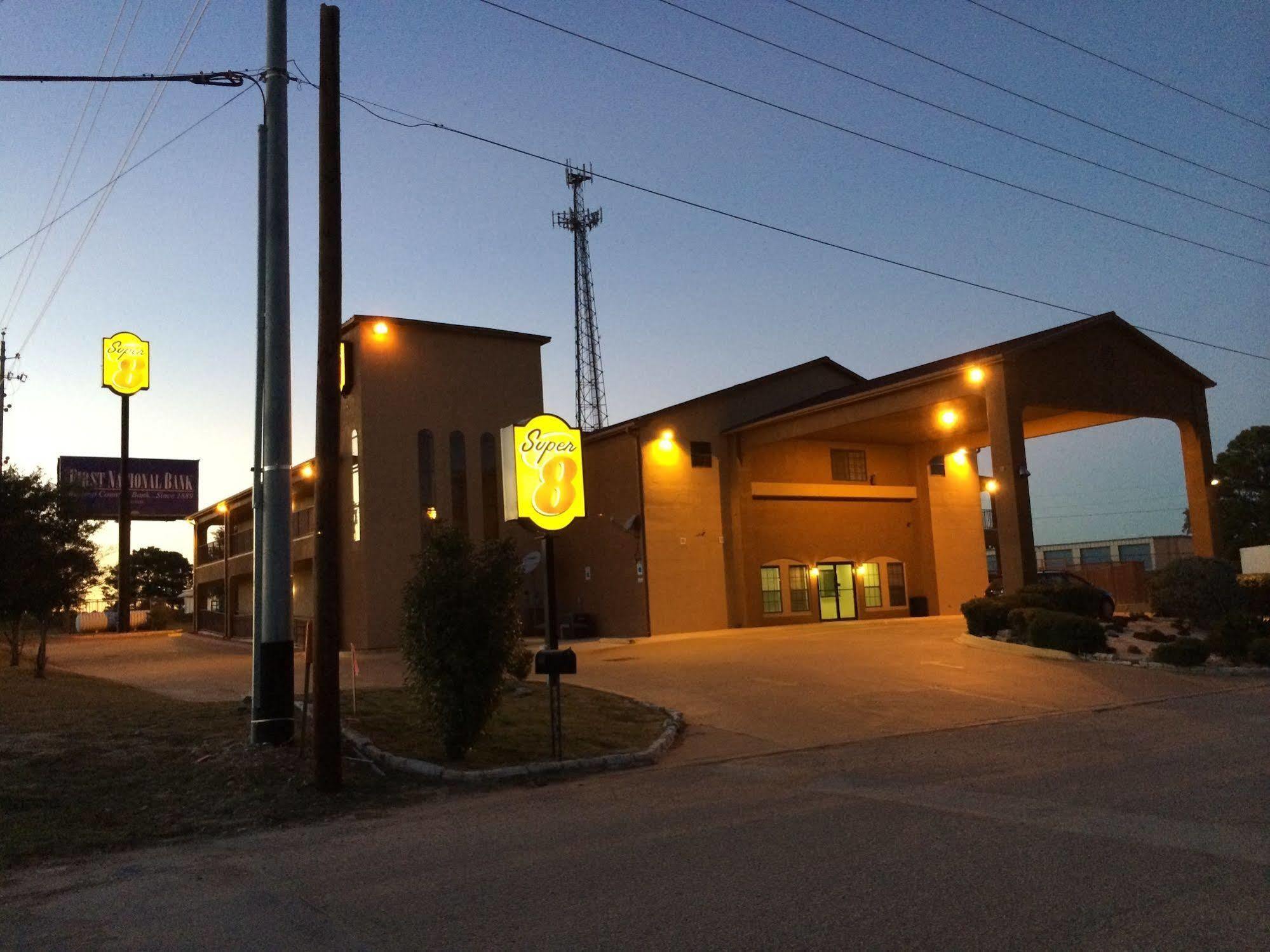 Super 8 By Wyndham Bastrop Tx Motel Exterior foto